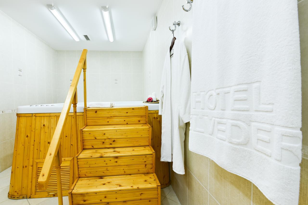 Hotel Belvedere Brăila Екстериор снимка